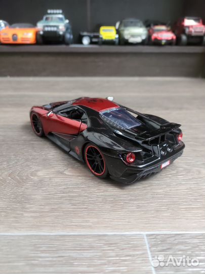 Ford GT 2017, модель коллекционная, 1:24