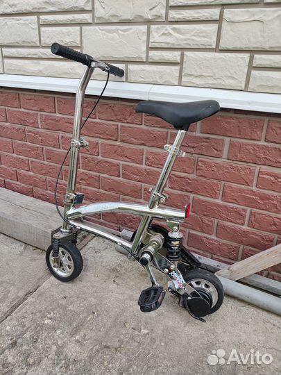 Велосипед детский. Ручн.тормоз и амортизация