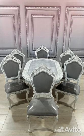 Кухонный стол