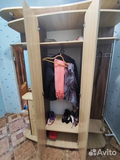 Шкаф в прихожую бу