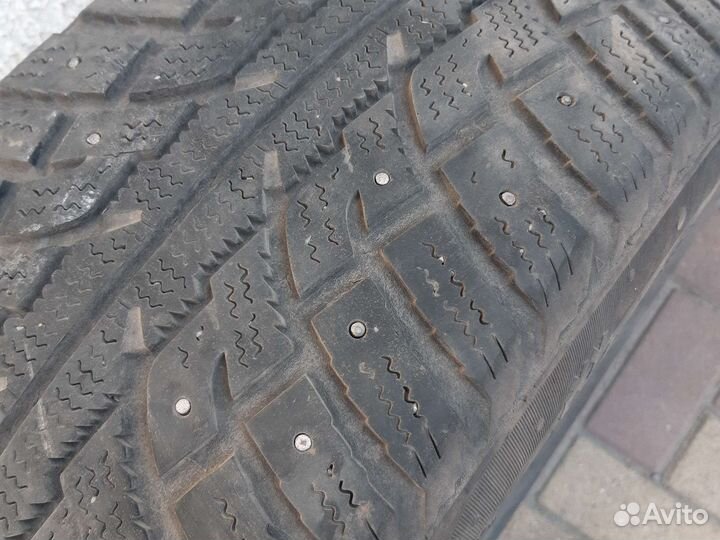 Marshal I'Zen RV Stud KC16 225/65 R17