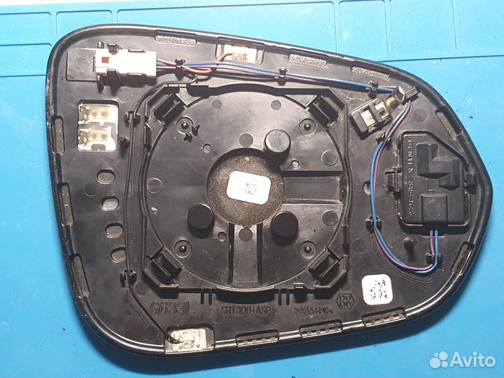 Зеркальный элемент Lexus RX4 NX L/R BSM