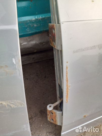 Двери ваз 2104