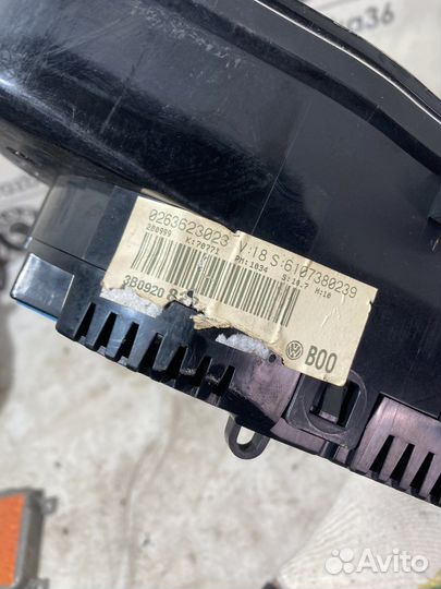 Панель приборов 2.8 APR VW Passat B5