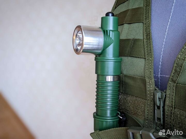 Тактический фонарь водонепроницаемый