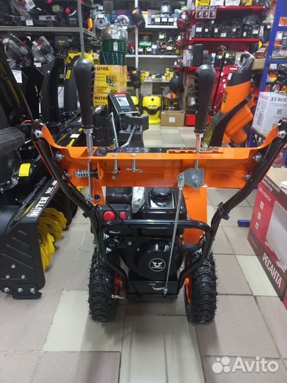 Снегоуборщик бензиновый Villartec WB5561