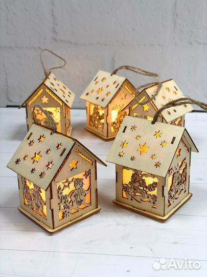 Игрушка новогодняя