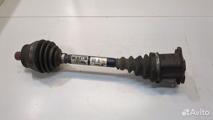 Полуось левая передняя Audi A4 (B6)