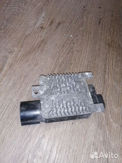 Блок управления вентилятором Ford Focus 2 1.6 бенз