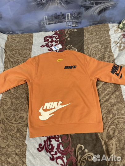 Свитшоты Nike