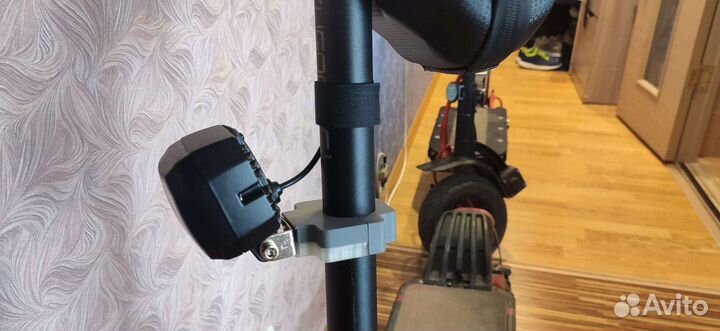 Крепление фар Kugoo