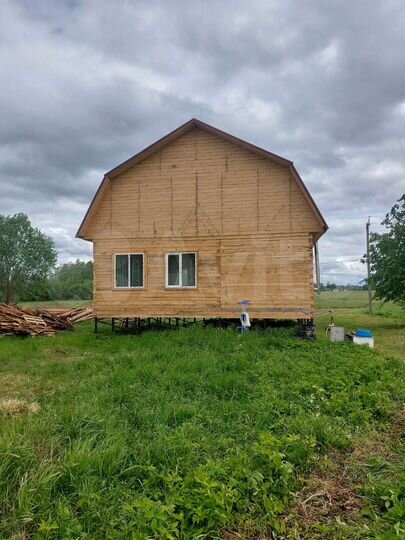 Дом 93,9 м² на участке 12,8 сот.