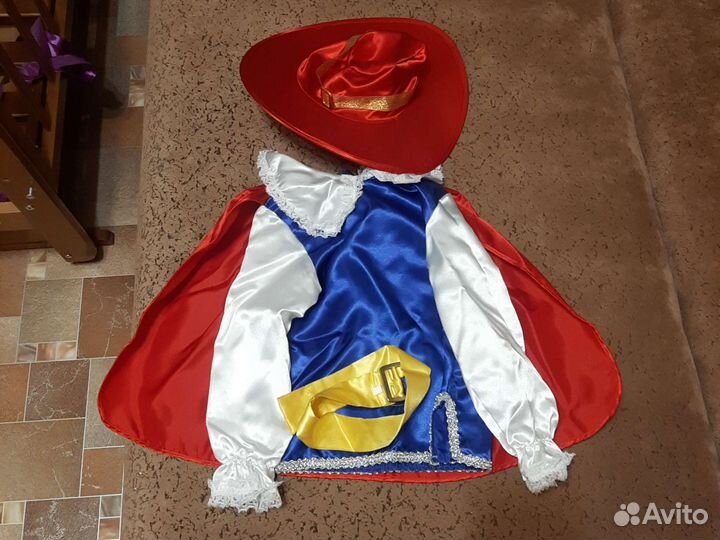 Костюм карнавальный 
