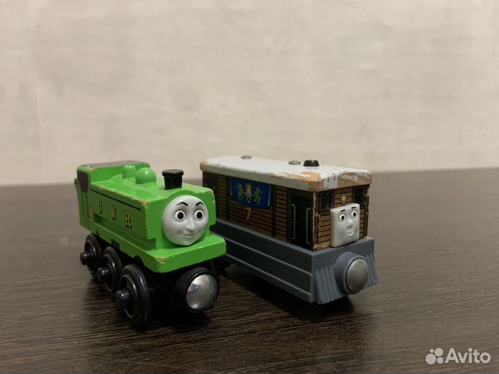 Томас и его друзья