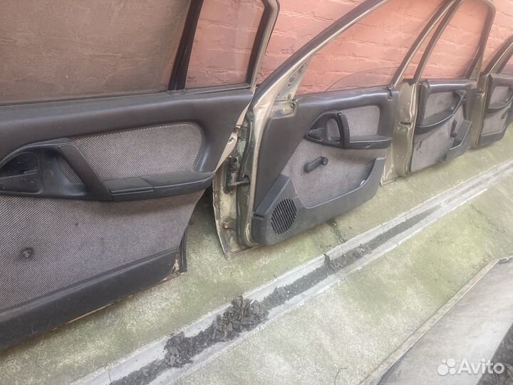 Дверные карты Опель Омега А