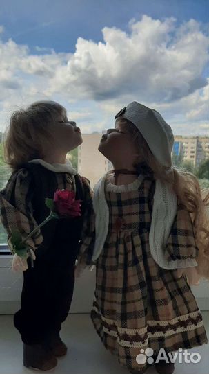 Фарфоровые парные куклы