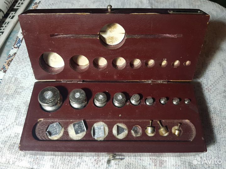 Разновес Госметр г-2-210