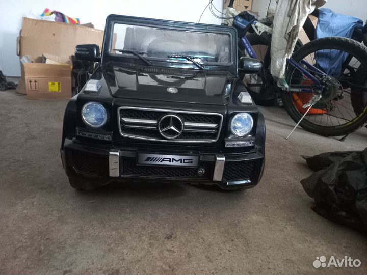 Детский электромобиль бу Mercedes AMG