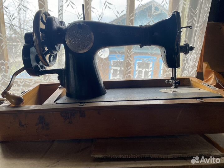 Швейная машинка