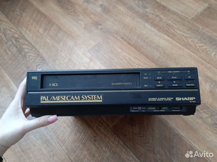 Видеомагнитофон Sharp VC-6V3NR