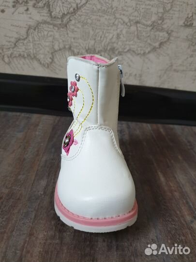 Ботинки детские новые