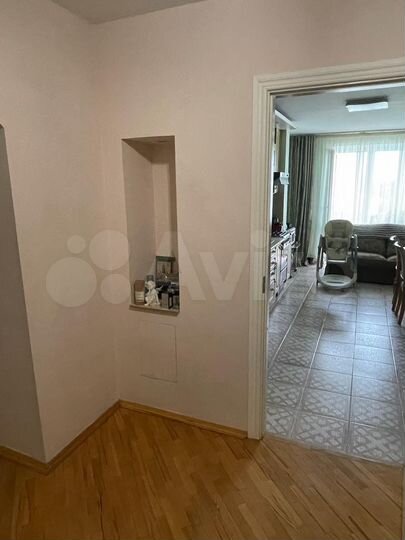2-к. квартира, 75 м², 8/10 эт.