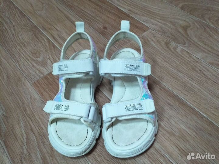 Босоножки для девочек