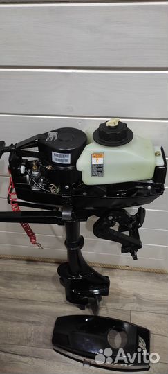 Лодочный мотор