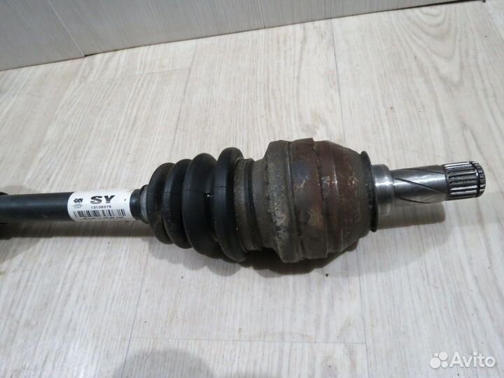 Привод передний левый Opel Astra H