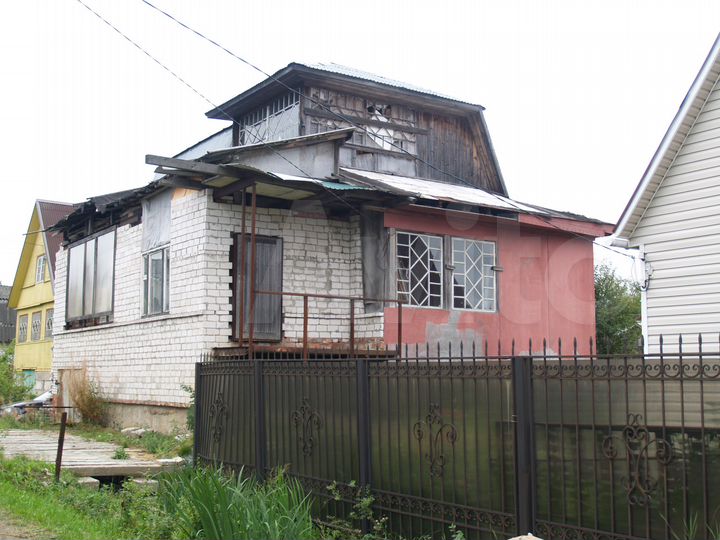 Дача 200 м² на участке 6,1 сот.