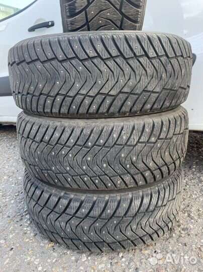 Yokohama Ice Guard IG65 235/55 R19 105T