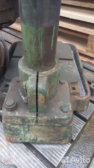 Древний сверлильный станок нс12типа kamunaras