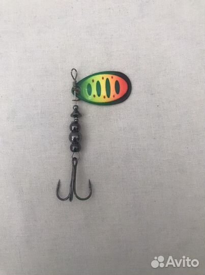 Блесна вертушка