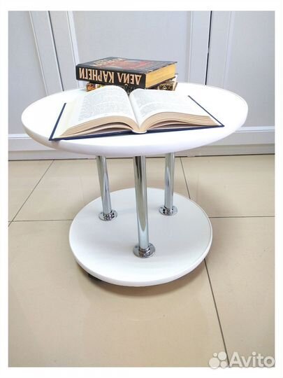 Стол журнальный на колёсиках новый белый, венге