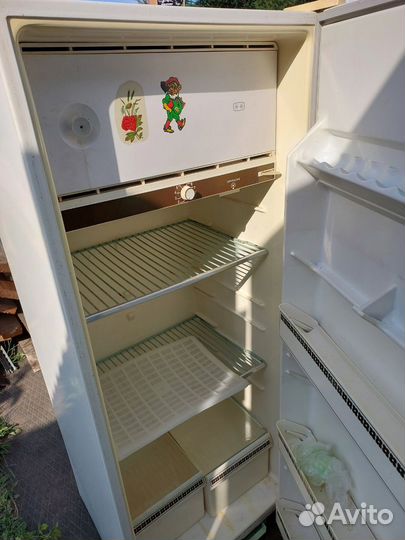 Продам холодильник бу