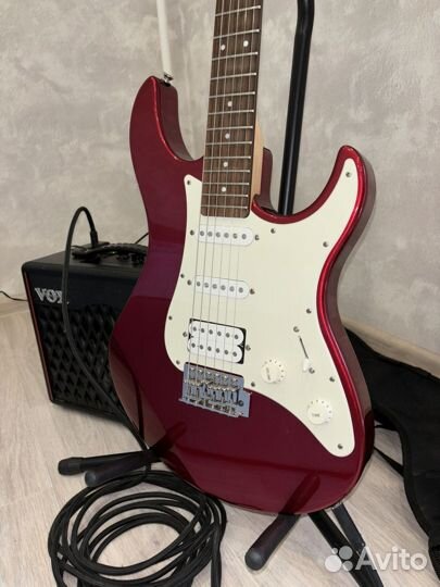 Электрогитара Yamaha pacifica 012