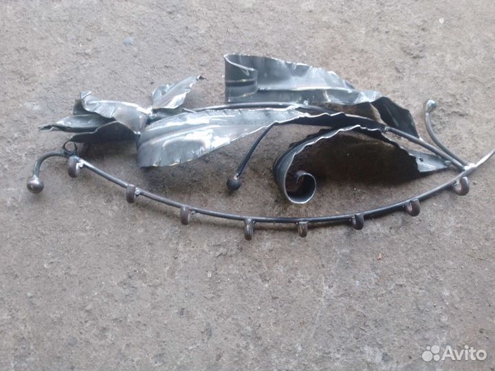 Кованая Ключница