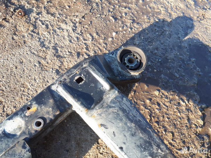 Подрамник передний Chevrolet Cruze I Хэтчбек