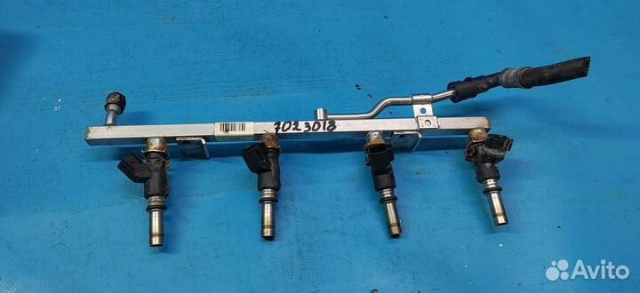 Топливная рейка (рампа) Opel Astra H (2004-2013)