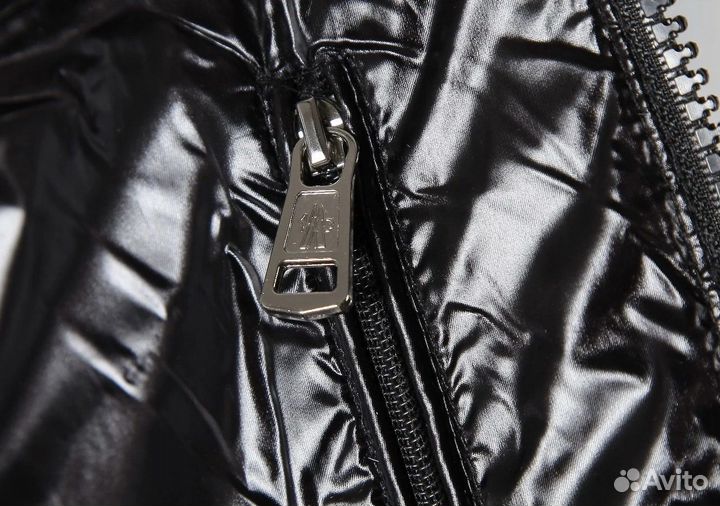 Пуховик Moncler