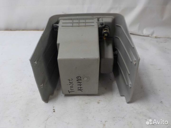 Накладка на торпеду Hyundai Trajet