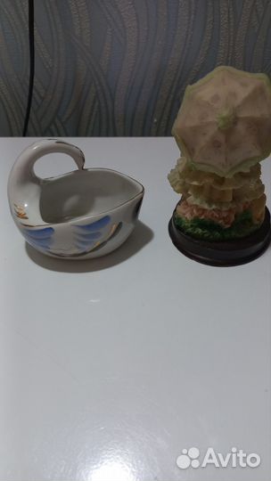 Статуэтка осталась только лебедь