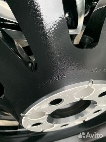 Оригинальные колеса на Audi A8 D5 / A8 D4 R20 зима