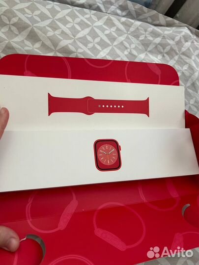 Apple Watch Series 8 (Product Red)