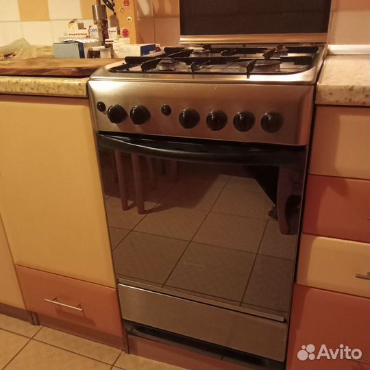 Газовая плита Аriston с газовым грилем