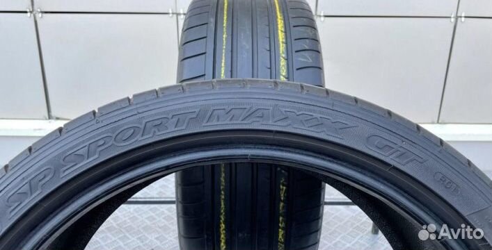 Dunlop SP Sport Maxx GT 255/45 R20
