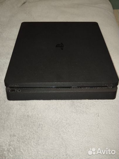 Игровая приставка ps4