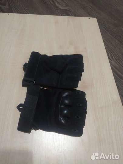 Мотоперчатки