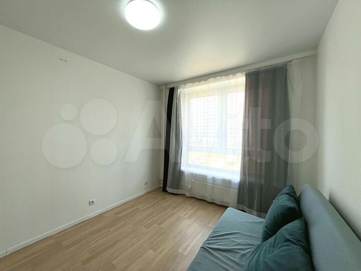 2-к. квартира, 40 м², 3/25 эт.