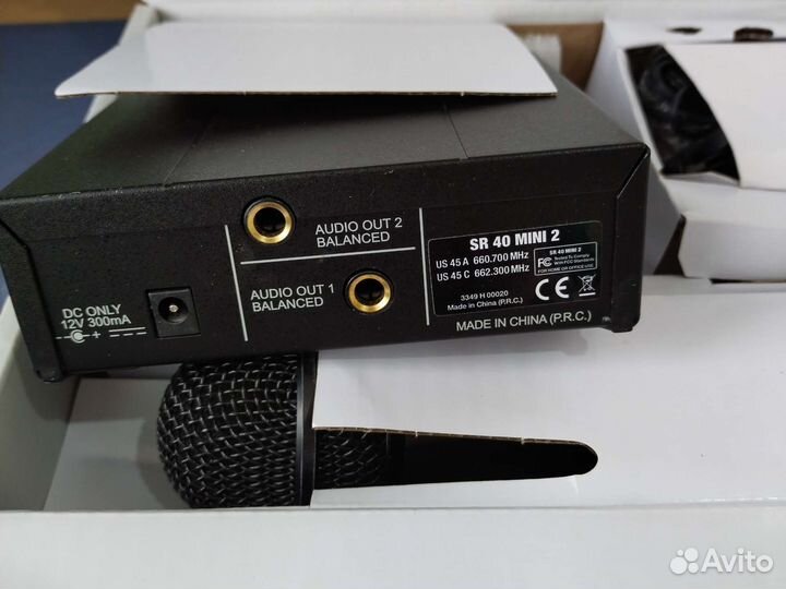 Радиомикрофон akg SR40 mini dual
